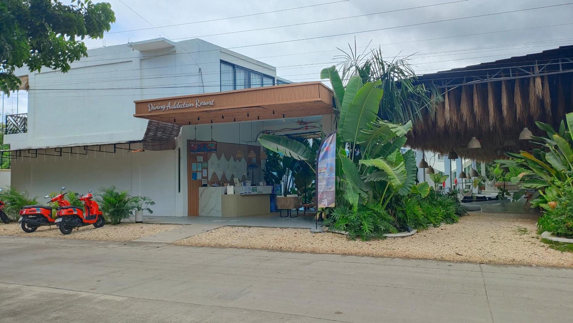 Diving Addiction Resort Panglao Exterior photo